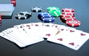 How much money should you invest in an Online Gambling Site? 