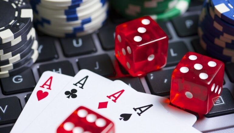 Know about online casino games in Singapore with their various benefits
